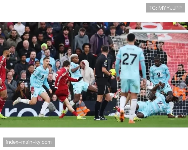 利物浦1-1伯恩利 维尔茨闪击遭恩古莫哈替补冲击扳平 利物浦1-1伯恩利 维尔茨闪击遭恩古莫哈替补冲击扳平