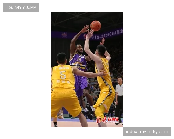 广厦防守效率联盟顶级 连续三节将对手得分压至20分以下 广厦防守效率联盟顶级 连续三节将对手得分压至20分以下